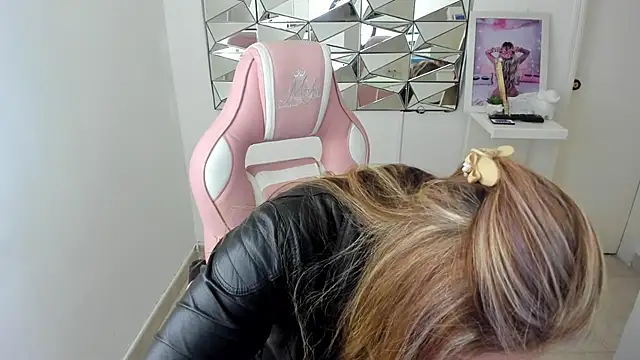 camixxx m online show from 12.01.25