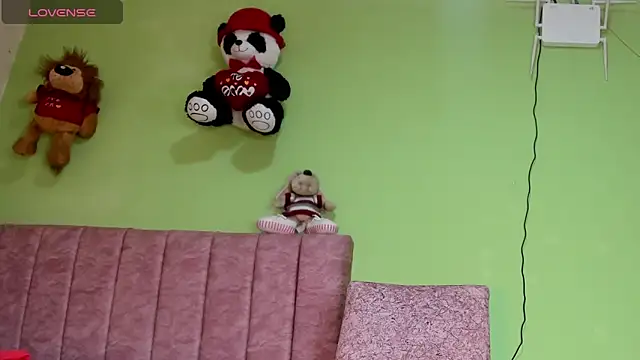 Snapshot of hot_Dariana_pantyhose chatting on 10.18.25 hot Dariana pantyhose online show from 10.18.25