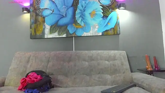 elizabeth lamer online show from 12.15.25