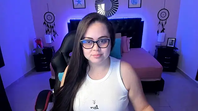 LolaVillalobos online show from 03.17.26