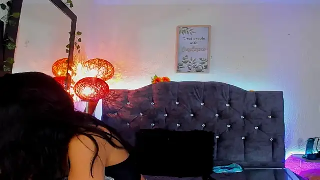 karol rose online show from 12.03.25