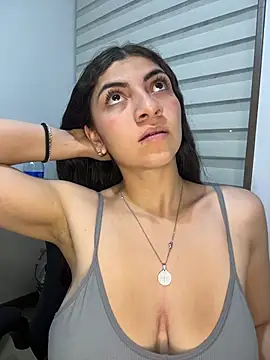 Snapshot of arieel__722 chatting on 10.20.25 arieel 722 online show from 10.20.25