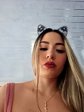 Natasanz online show from 10.29.25