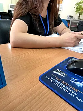 PhuongNhi21 online show from 09.27.25