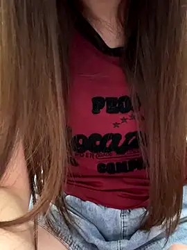 PhuongNhi21 online show from 10.17.25