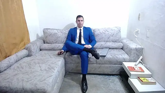 Victor Maitland online show from 10.31.25