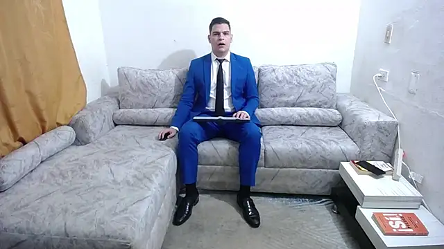 Victor Maitland online show from 11.19.25