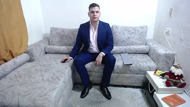 Victor Maitland online show from 12.19.25