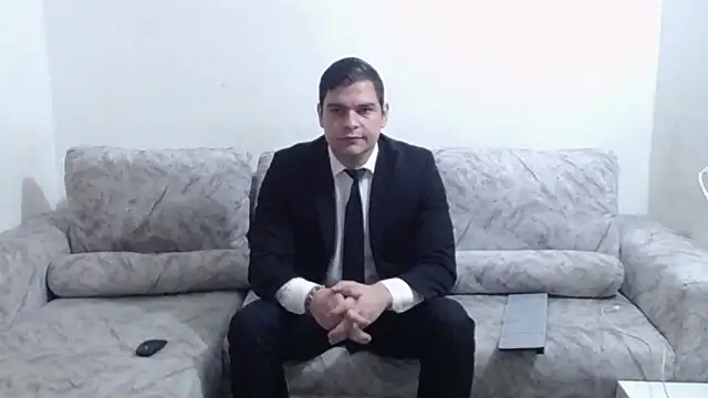 Victor Maitland online show from 03.10.26