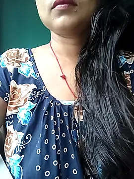 Desi couple305 online show from 09.22.25