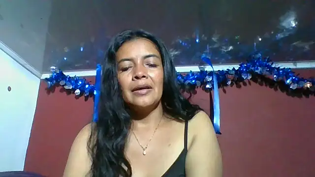 DianaOchoa  online show from 12.23.25