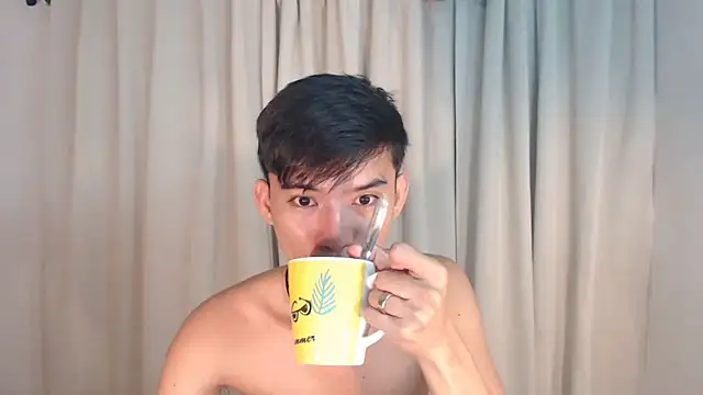 Snapshot of asian_dai chatting on 09.10.25 asian dai online show from 09.10.25