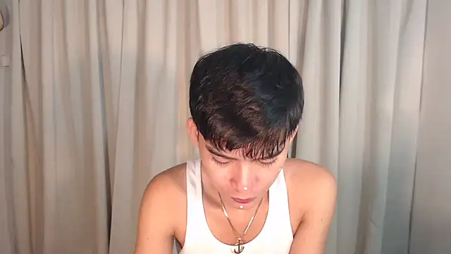 Snapshot of asian_dai chatting on 09.13.25 asian dai online show from 09.13.25