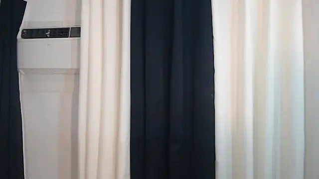 Snapshot of asian_dai chatting on 10.22.25 asian dai online show from 10.22.25