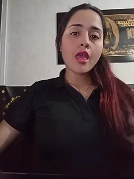 candy  fox  online show from 11.19.25