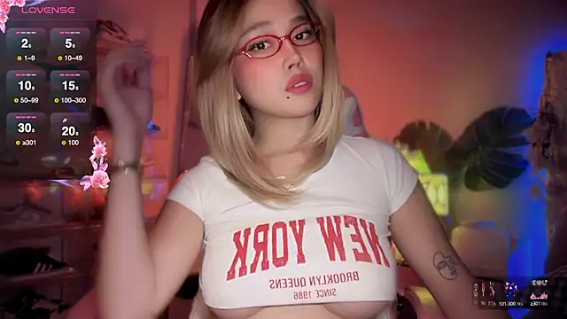 SarasayTS online show from 09.25.25