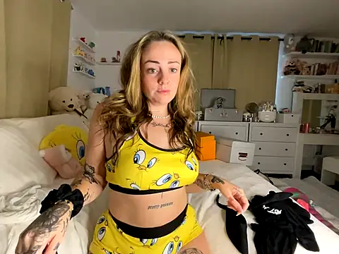 SofiaaBlackk online show from 10.19.25