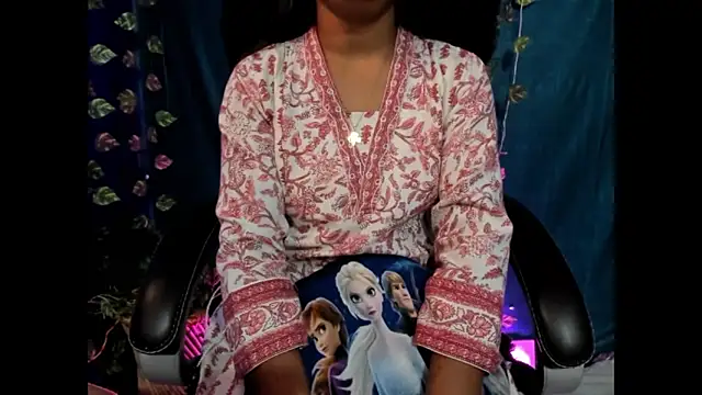 Forever Love2025 online show from 10.13.25