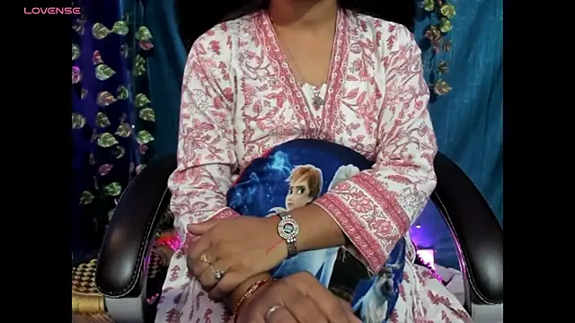 Forever Love2025 online show from 10.27.25