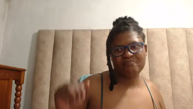 Snapshot of Sexybusty01 chatting on 03.22.26 Sexybusty01 online show from 03.22.26