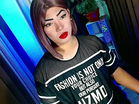 Snapshot of bigfattycocksonya27 chatting on 09.23.25 bigfattycocksonya27 online show from 09.23.25