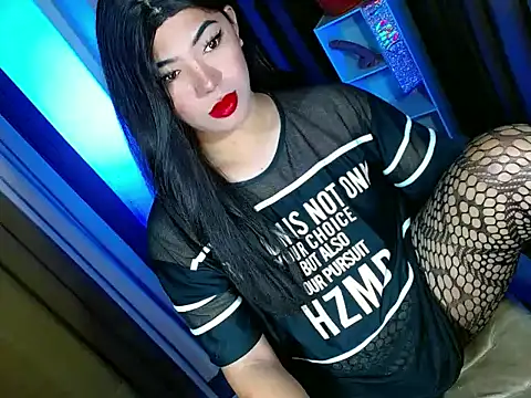 Snapshot of bigfattycocksonya27 chatting on 09.25.25 bigfattycocksonya27 online show from 09.25.25