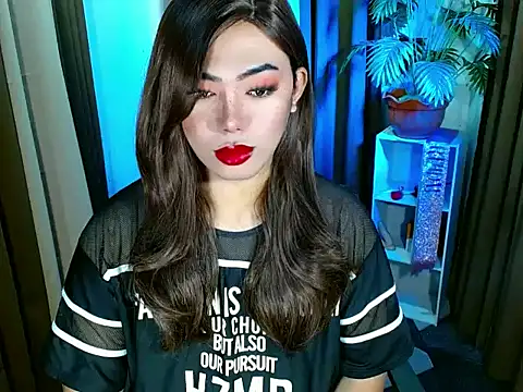 Snapshot of bigfattycocksonya27 chatting on 10.17.25 bigfattycocksonya27 online show from 10.17.25