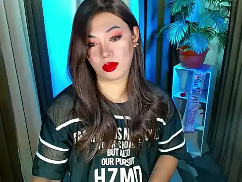 Snapshot of bigfattycocksonya27 chatting on 10.23.25 bigfattycocksonya27 online show from 10.23.25