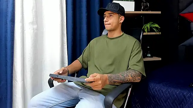 jaze bradley online show from 11.20.25