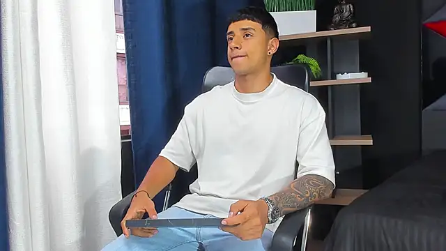 jaze bradley online show from 12.17.25