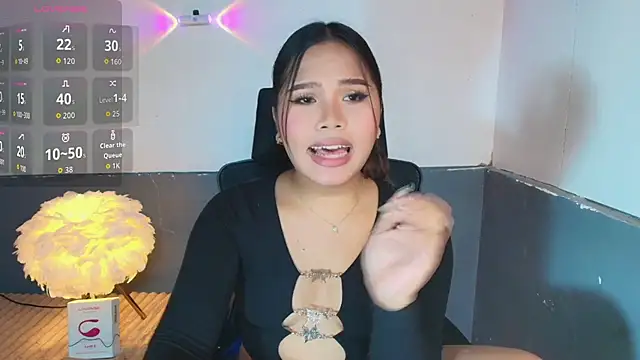 Nathalie Lustx online show from 07.08.26