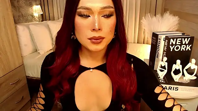 Missavacroft online show from 10.17.25