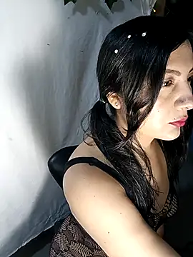 lunna 07 online show from 03.25.26