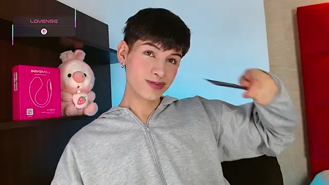 Ezra Storm online show from 11.11.25