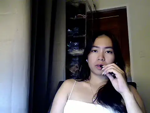 Snapshot of candycrushyyy chatting on 09.26.25 candycrushyyy online show from 09.26.25