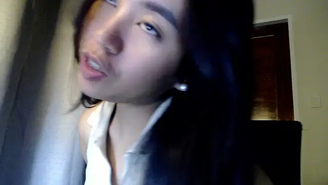 Snapshot of candycrushyyy chatting on 09.30.25 candycrushyyy online show from 09.30.25