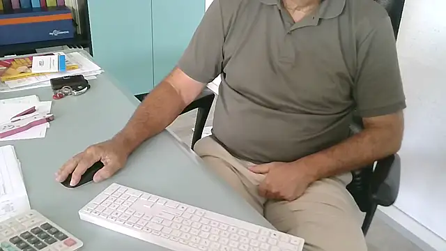 Snapshot of Bsxmaturo61 chatting on 07.27.26 Bsxmaturo61 online show from 07.27.26