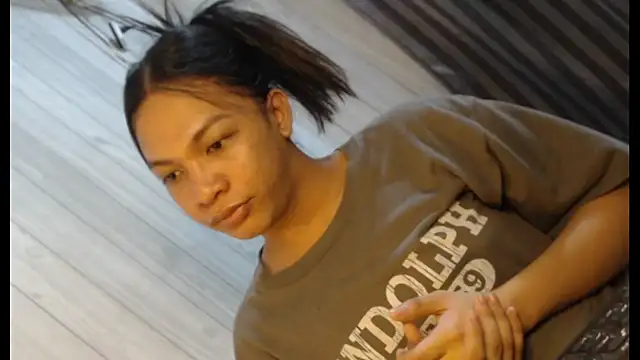 Snapshot of Lovely_Daugs chatting on 01.09.26 Lovely Daugs online show from 01.09.26