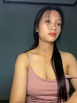 vyvy777 online show from 10.14.25