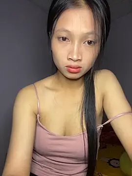 vyvy777 online show from 10.30.25