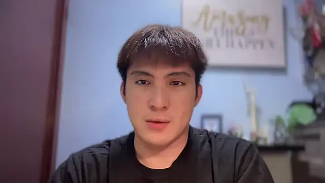 Snapshot of lovely_jay chatting on 09.24.25 lovely jay online show from 09.24.25