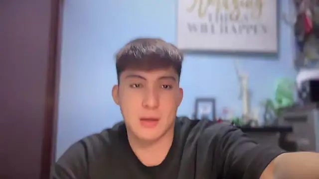 Snapshot of lovely_jay chatting on 10.02.25 lovely jay online show from 10.02.25