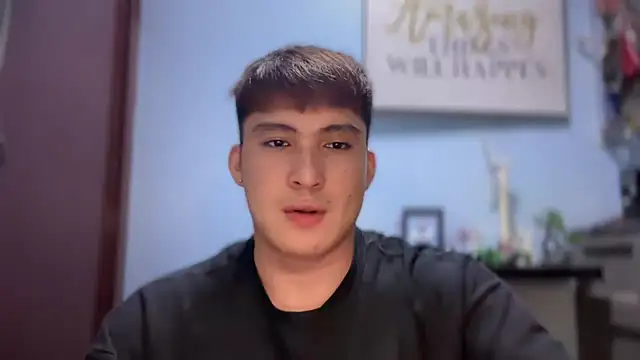 Snapshot of lovely_jay chatting on 10.03.25 lovely jay online show from 10.03.25