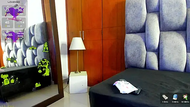 Nicky six333 online show from 10.10.25