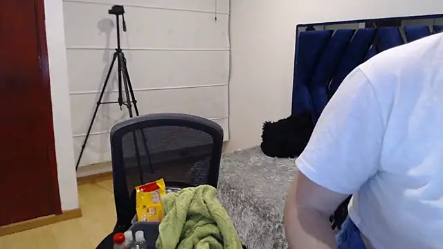 dayanhank online show from 10.24.25