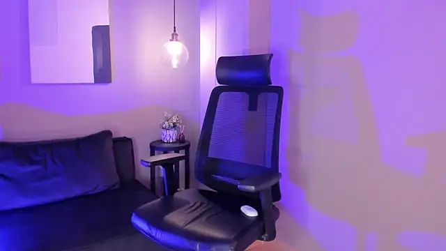 emily mars1 online show from 09.17.25