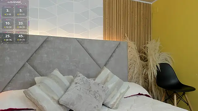 Jade Whisper online show from 09.26.25