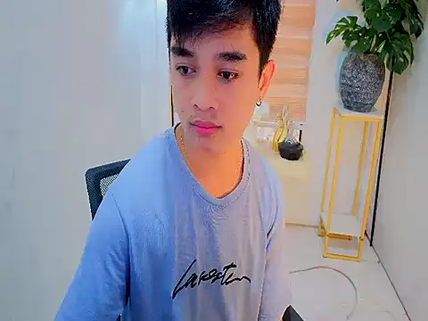 sexysam14 online show from 11.18.25