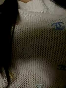 HenniJa online show from 09.11.25