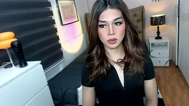 Snapshot of solana_imani chatting on 10.17.25 solana imani online show from 10.17.25